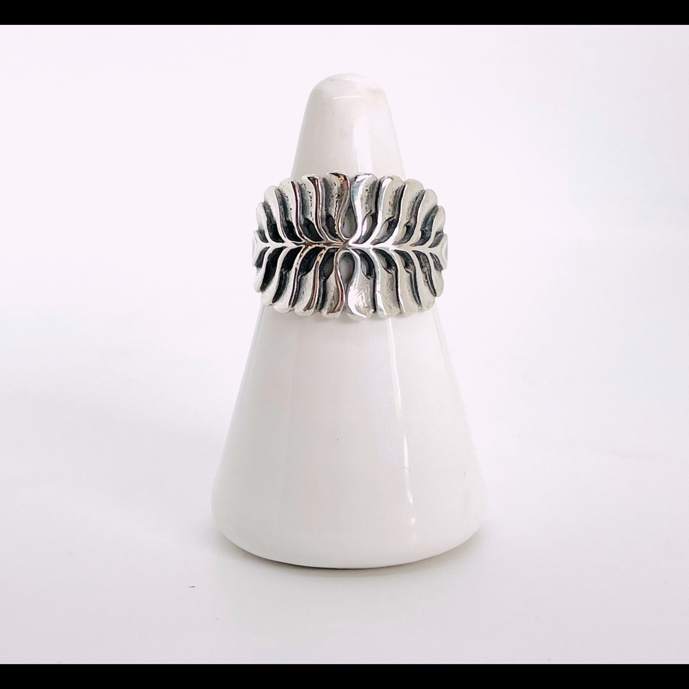 JAMES AVERY MIMOSA LEAF STERLING SILVER RING - RARE RETIRED DESIGN size 7